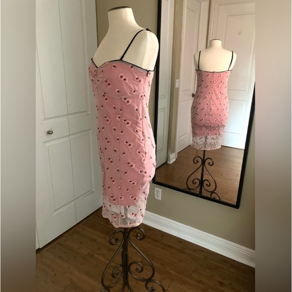 GUESS Michaela Pink Cherry Blossom Mesh Overlay Dress - Picture 5 of 10